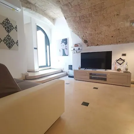 דירה Dimora Santa Teresa *